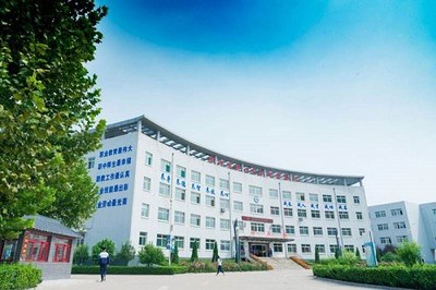 重慶市龍門浩職業(yè)中學校五年制大專 信息技術咨詢服務專業(yè)解析與選擇建議
